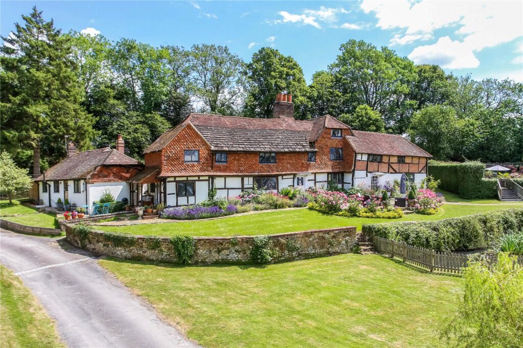 Holmbury Road, Ewhurst