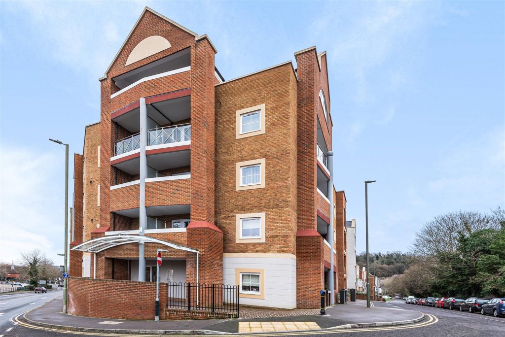 Flambard Way, Godalming, Surrey