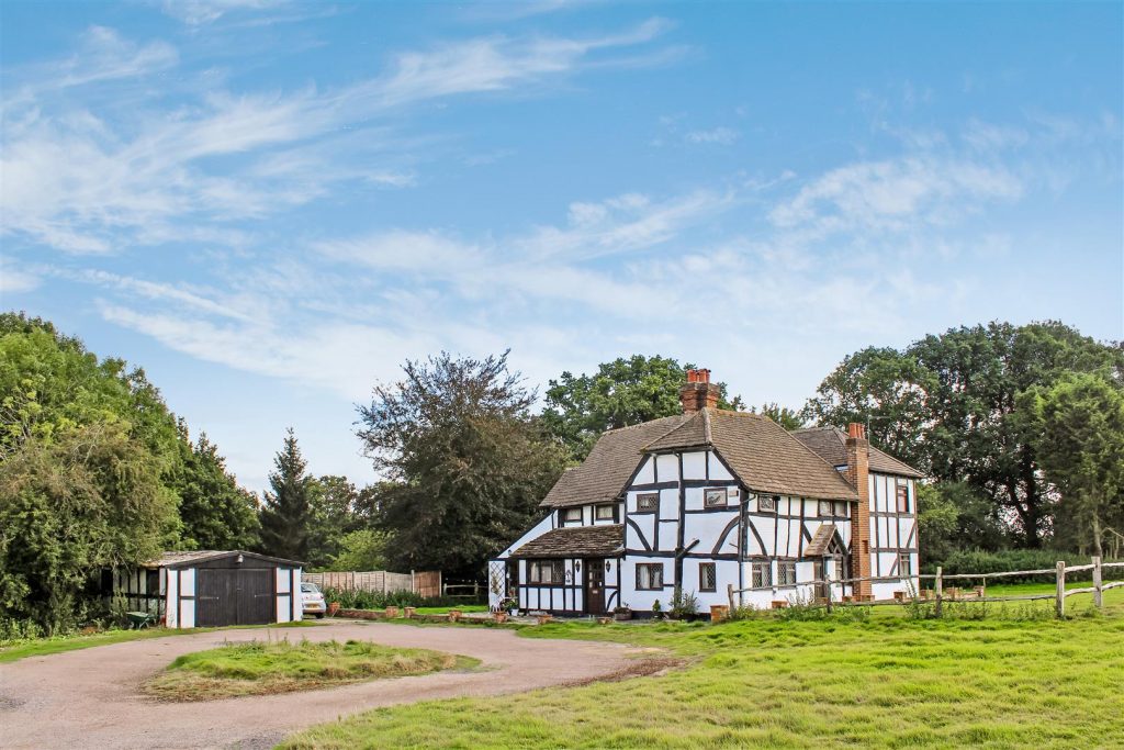 Knowle Lane, Cranleigh