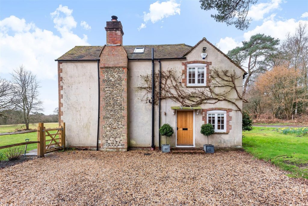 Foley Estate, Liphook