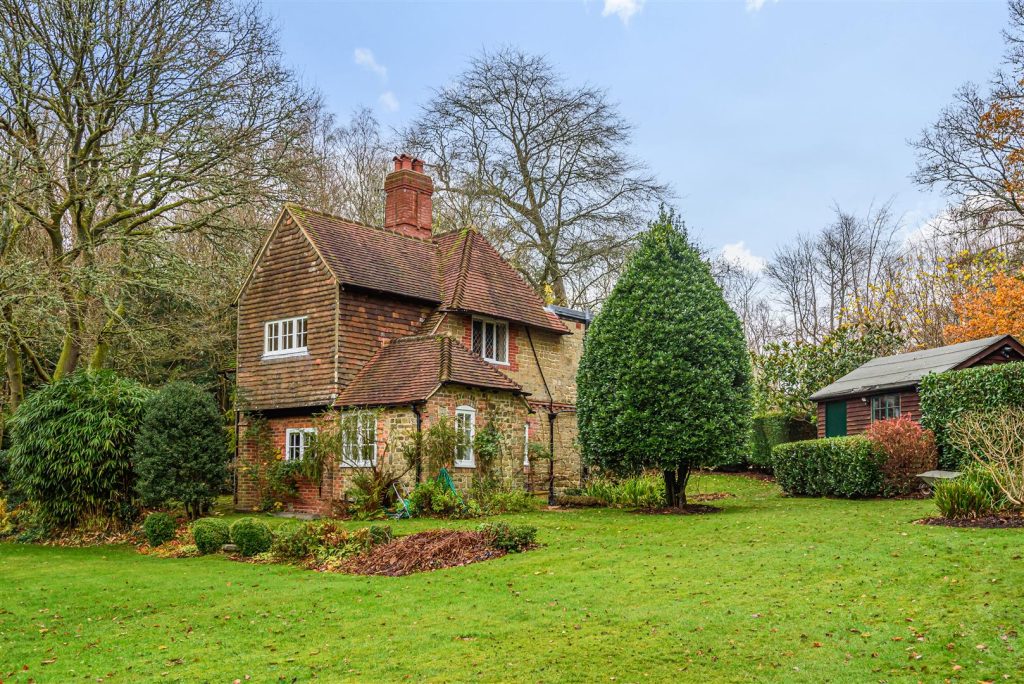 Fernden Lane, Haslemere