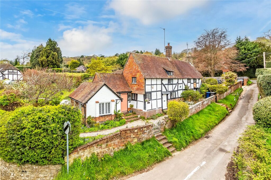 Sebastopol Lane, Sandhills