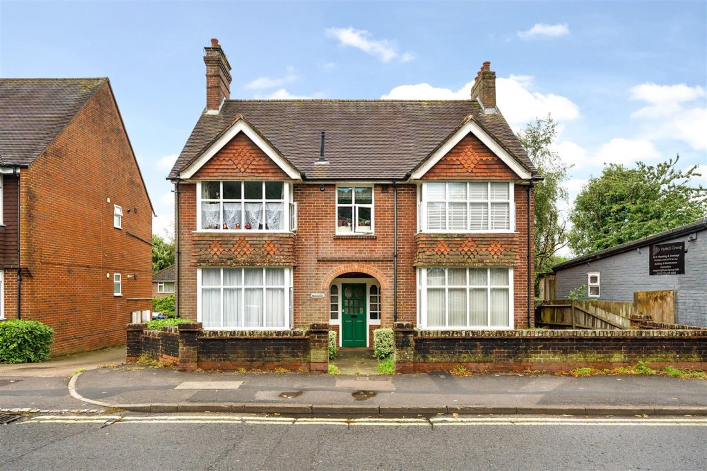 Liphook Road, Haslemere