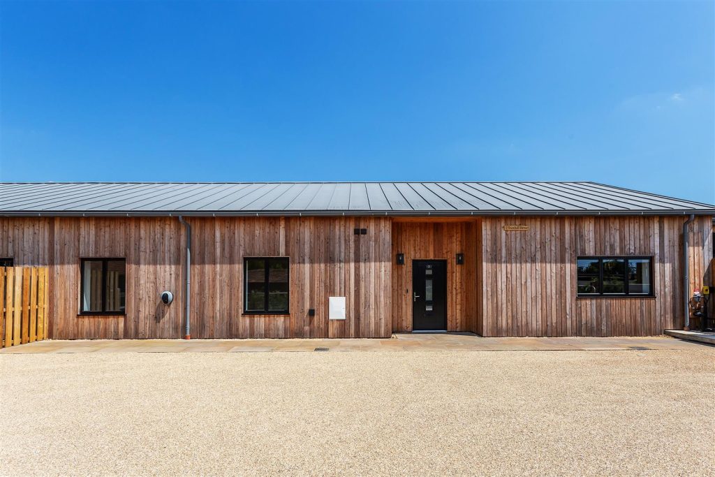 Knowle Lane, Cranleigh