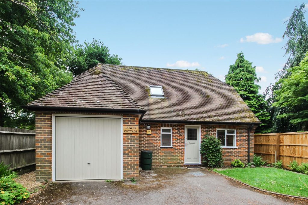 Barnett Lane, Wonersh