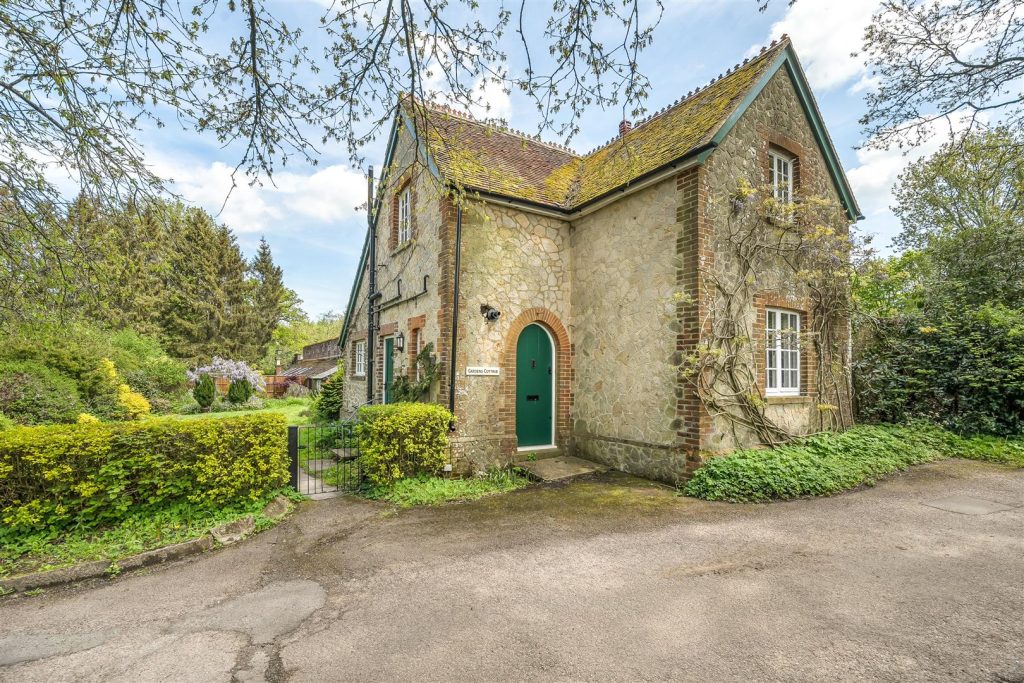 Foley Estate, Liphook