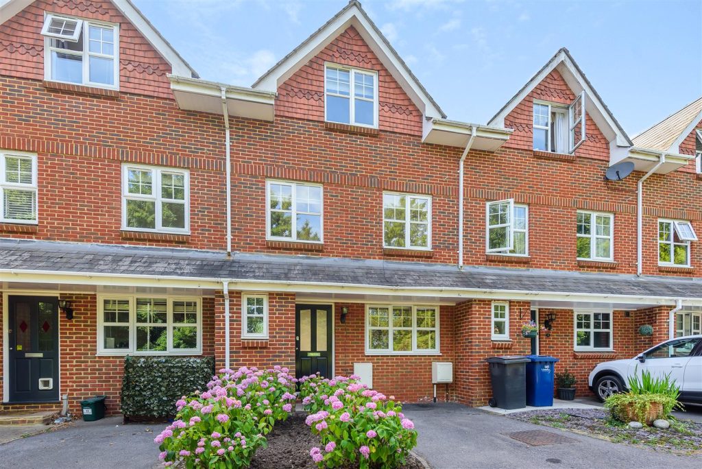 Meadow Bank, Farnham