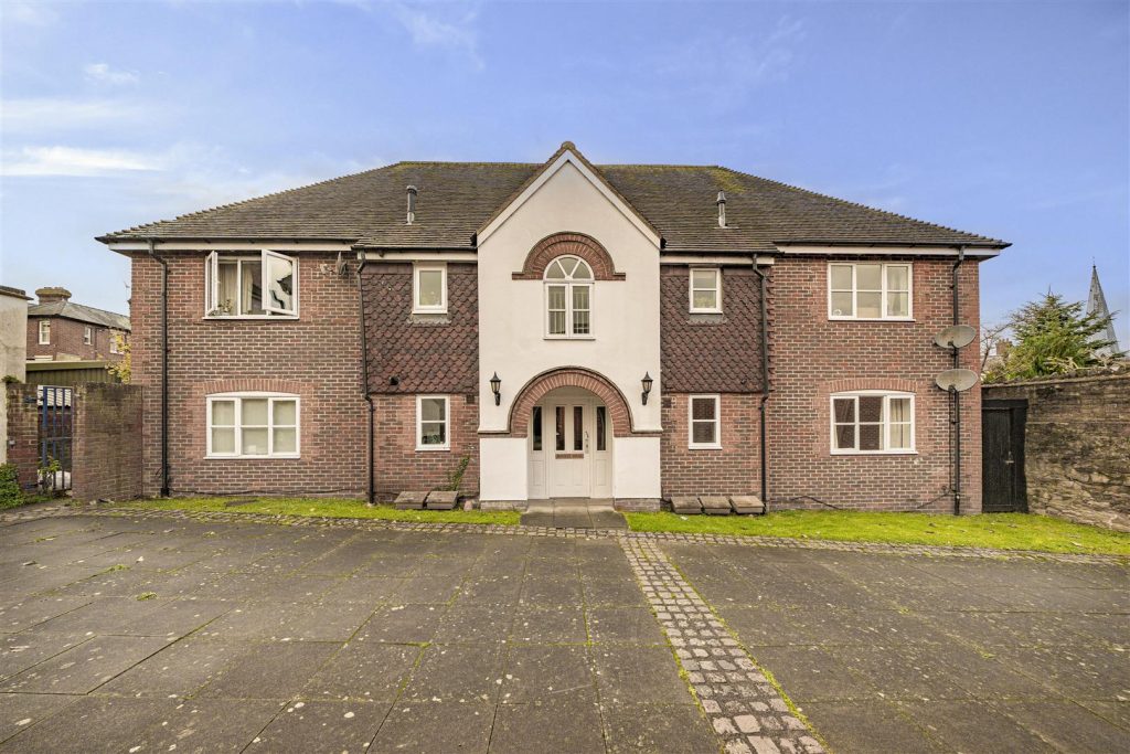 High Street, Godalming