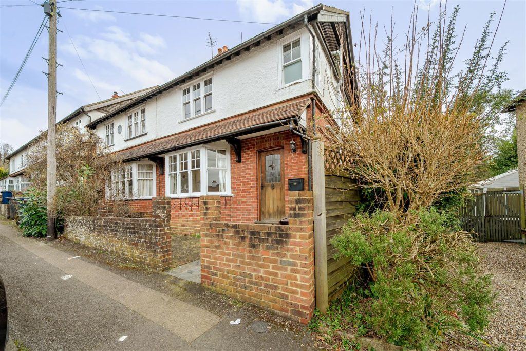 Chestnut Avenue, Haslemere