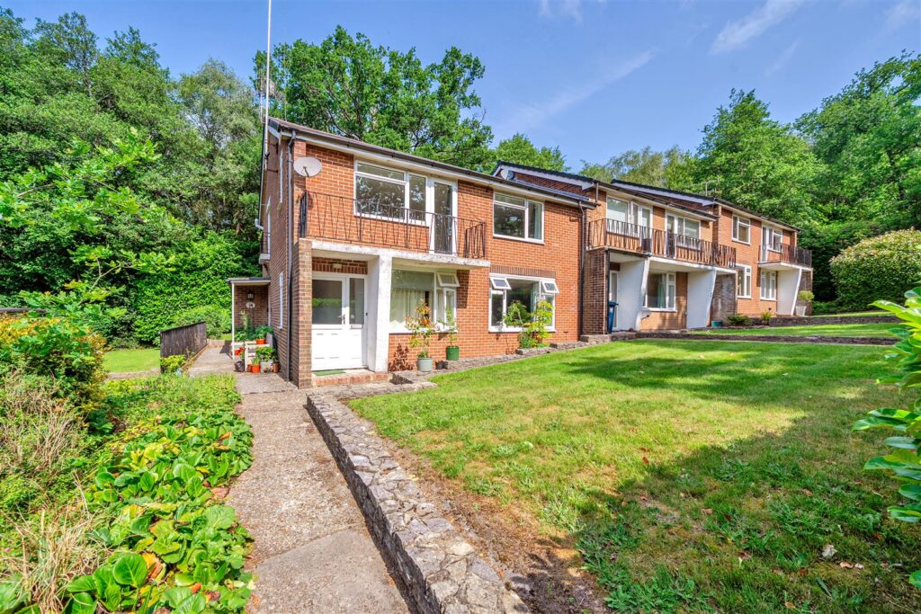 Weydown Road, Haslemere