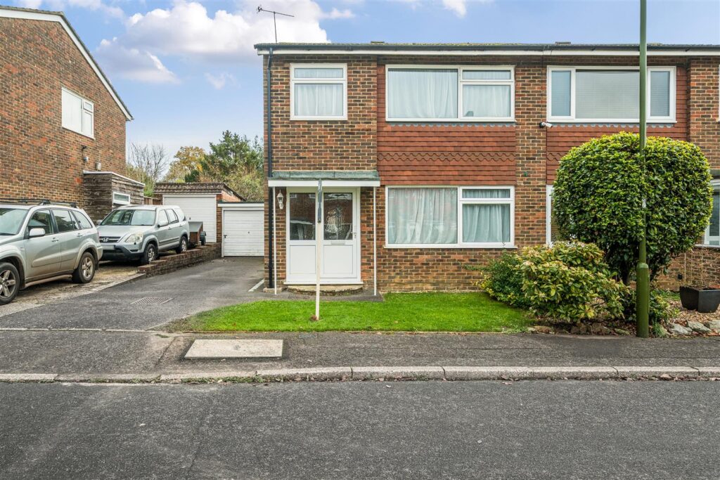 West Close, Fernhurst