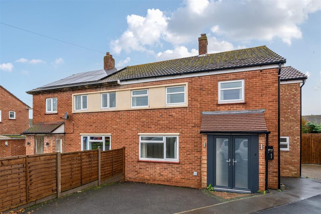 Hillfield Close, Guildford