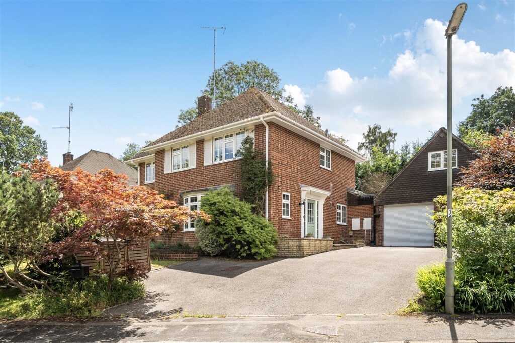 Ash Combe, Chiddingfold